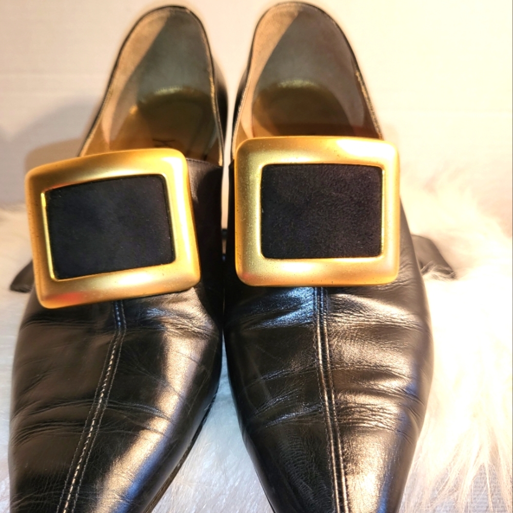 VINTAGE YvesSaintLaurent Pumps